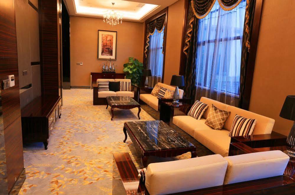 Country Garden Phoenix Hotel Kaiping Jiangmen Exterior foto